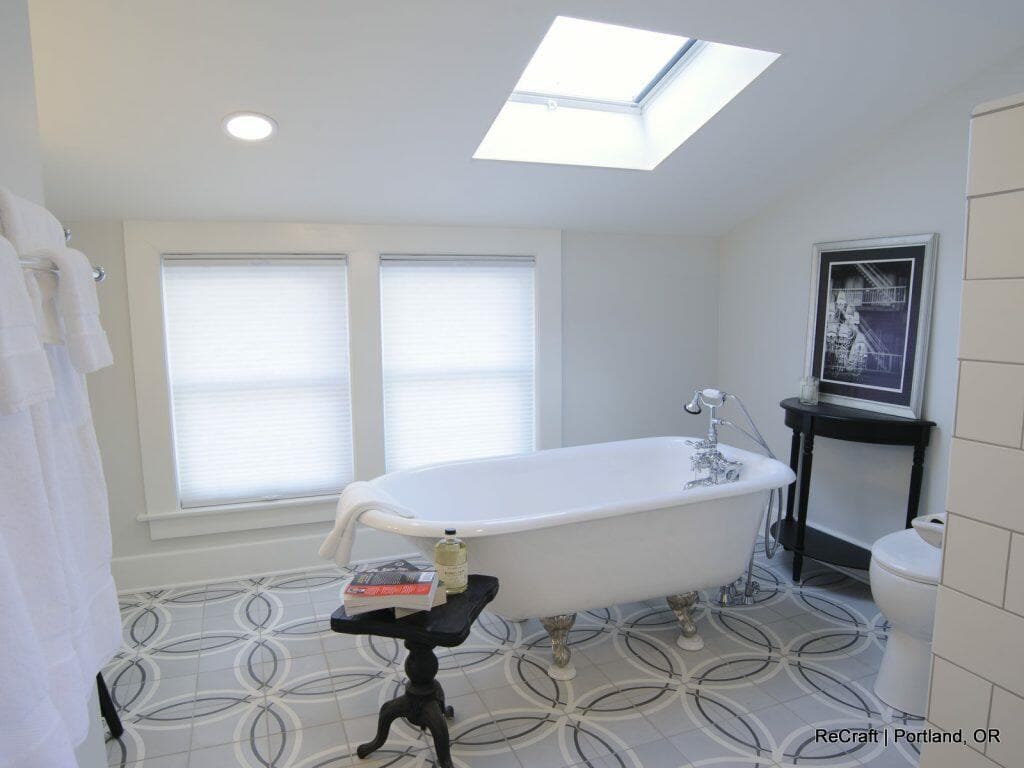 grigsby - tub Bathroom Remodel - Grigsby Claw Tub