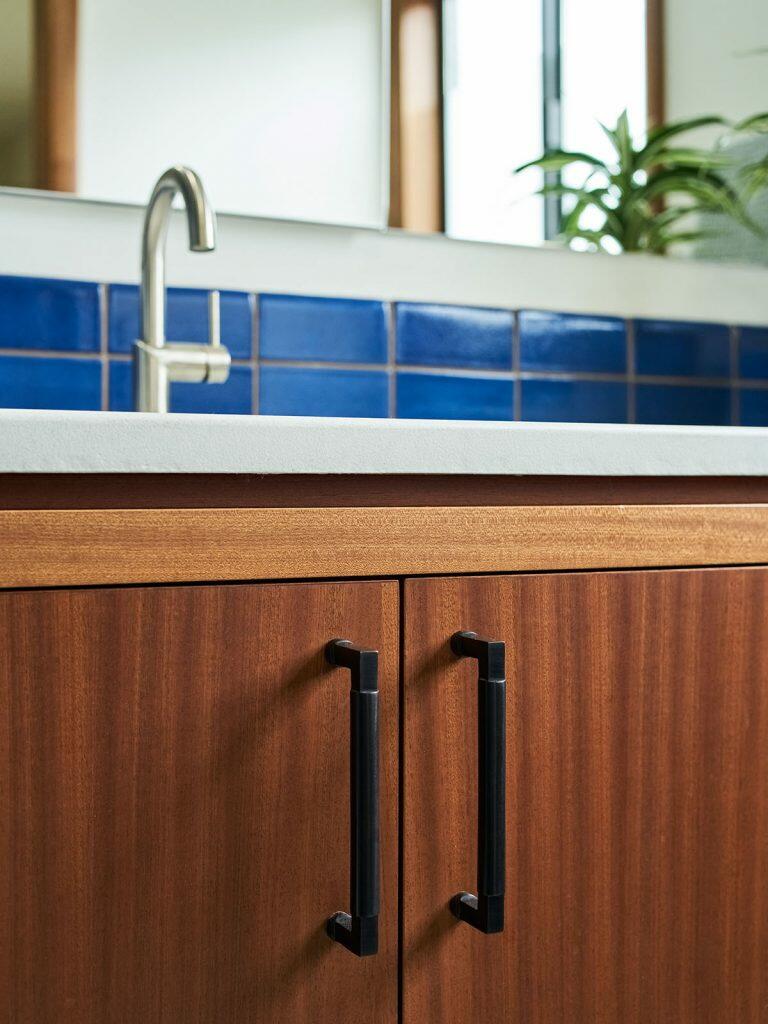 hkb_master bath_vanity_detail2 BATHROOM REMODELING