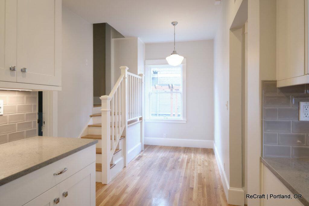 sten-dining nook Portland Kitchen Remodel Photo - Dining Nook