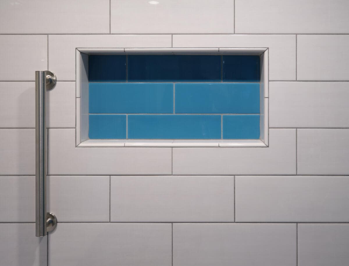 portland, or | suchard-yabkowitz basement remodel, suchard yabkowitz shower niche detail